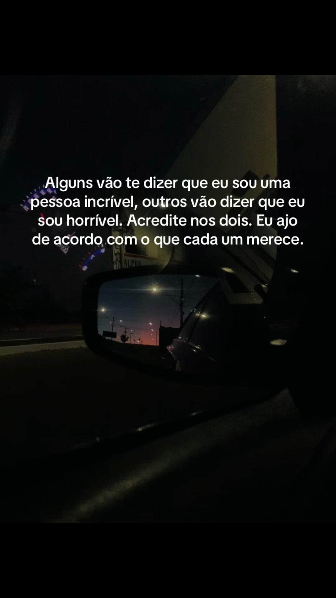 @_Ana