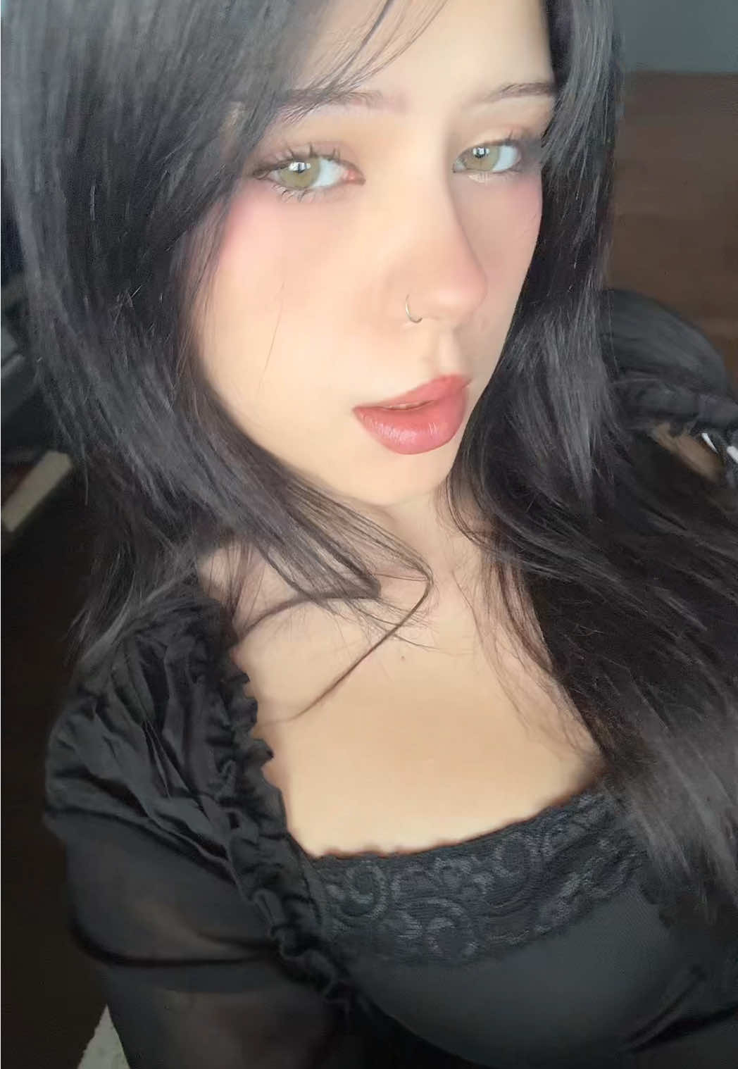 @✧・゚: * ❀ iva ❀: *✧・゚