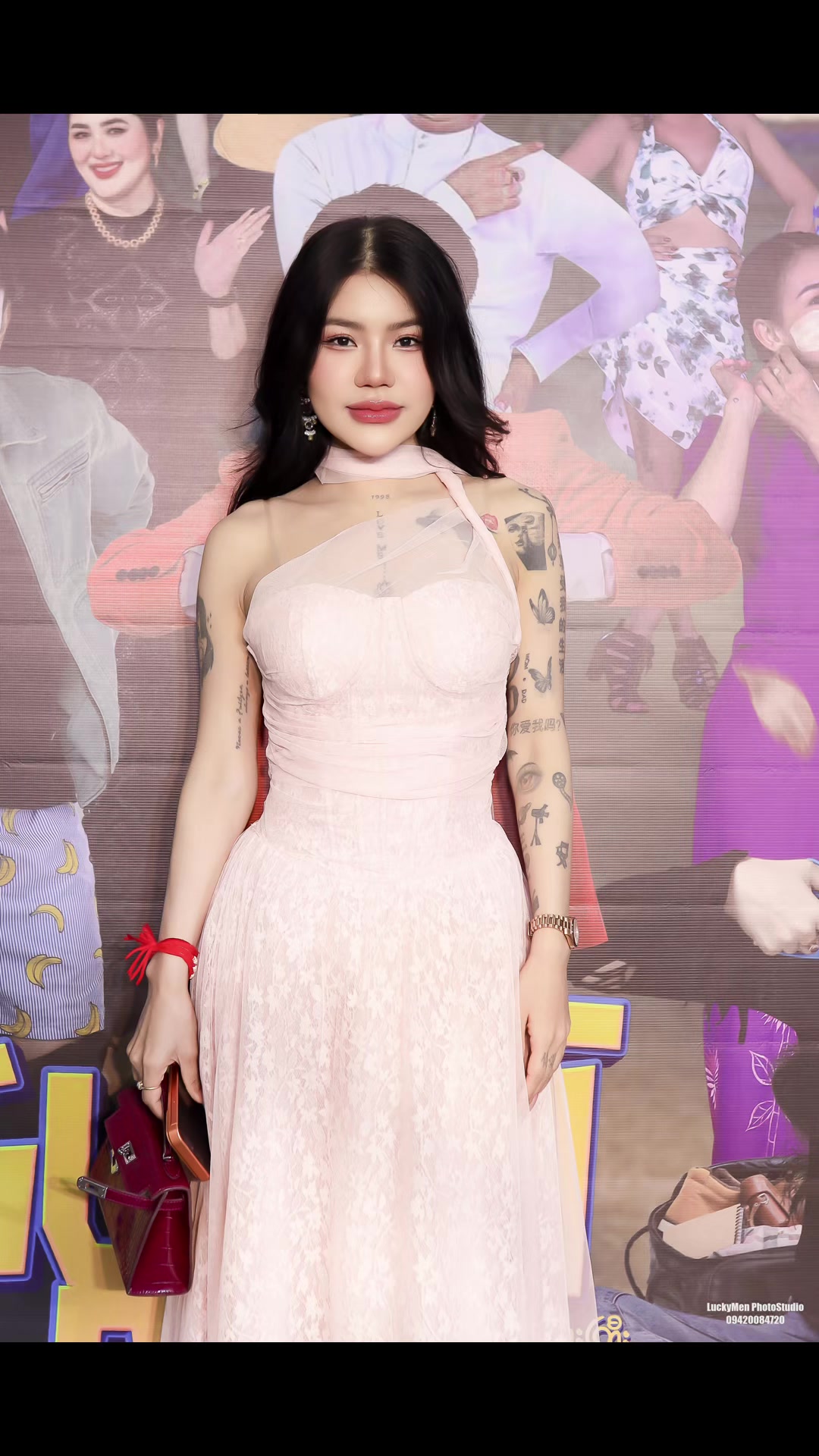 @♐️Tha zinoo 🇨🇳王丽梅 🇲🇲 5.5M✅