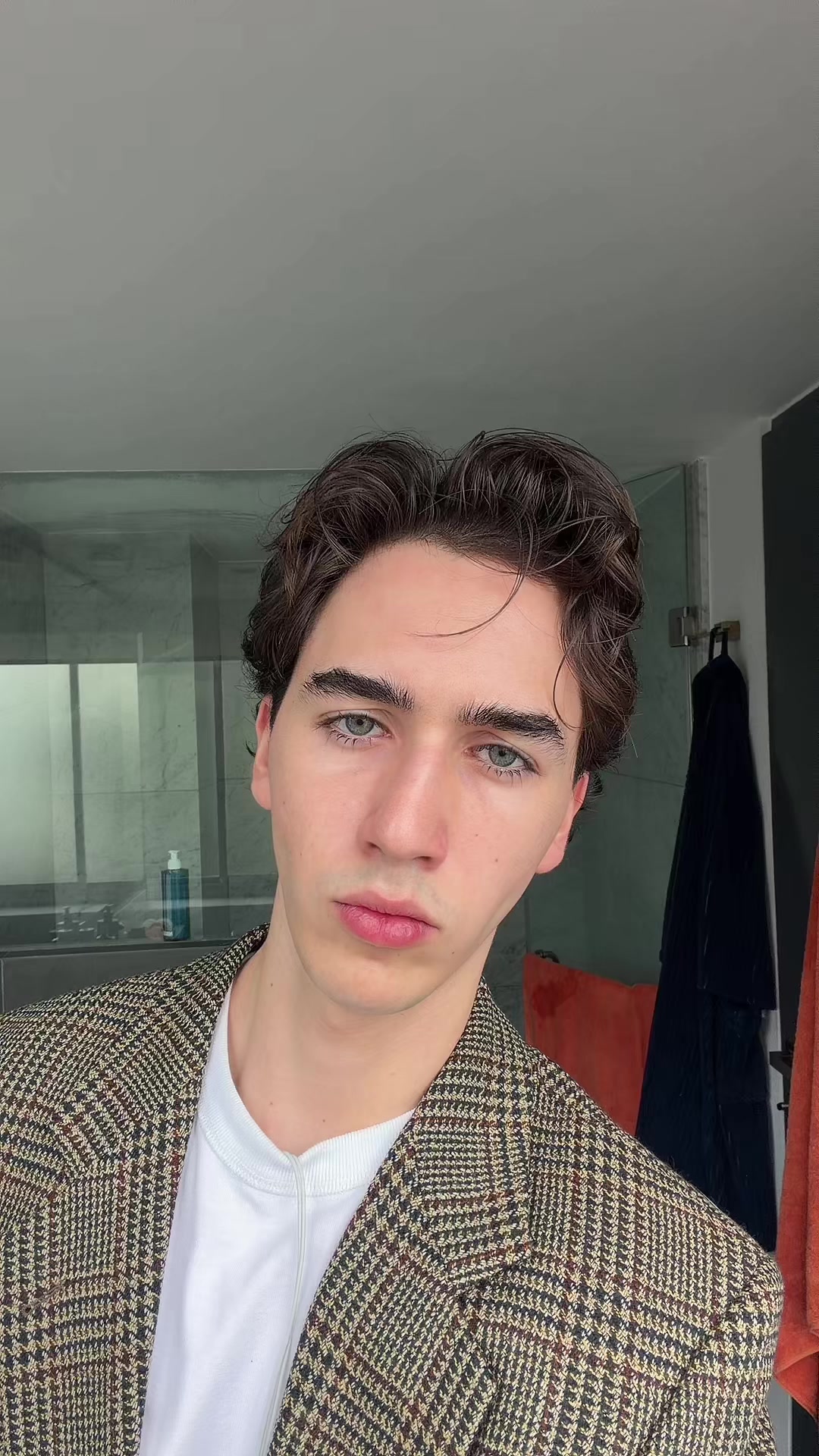 @axelmadrazo
