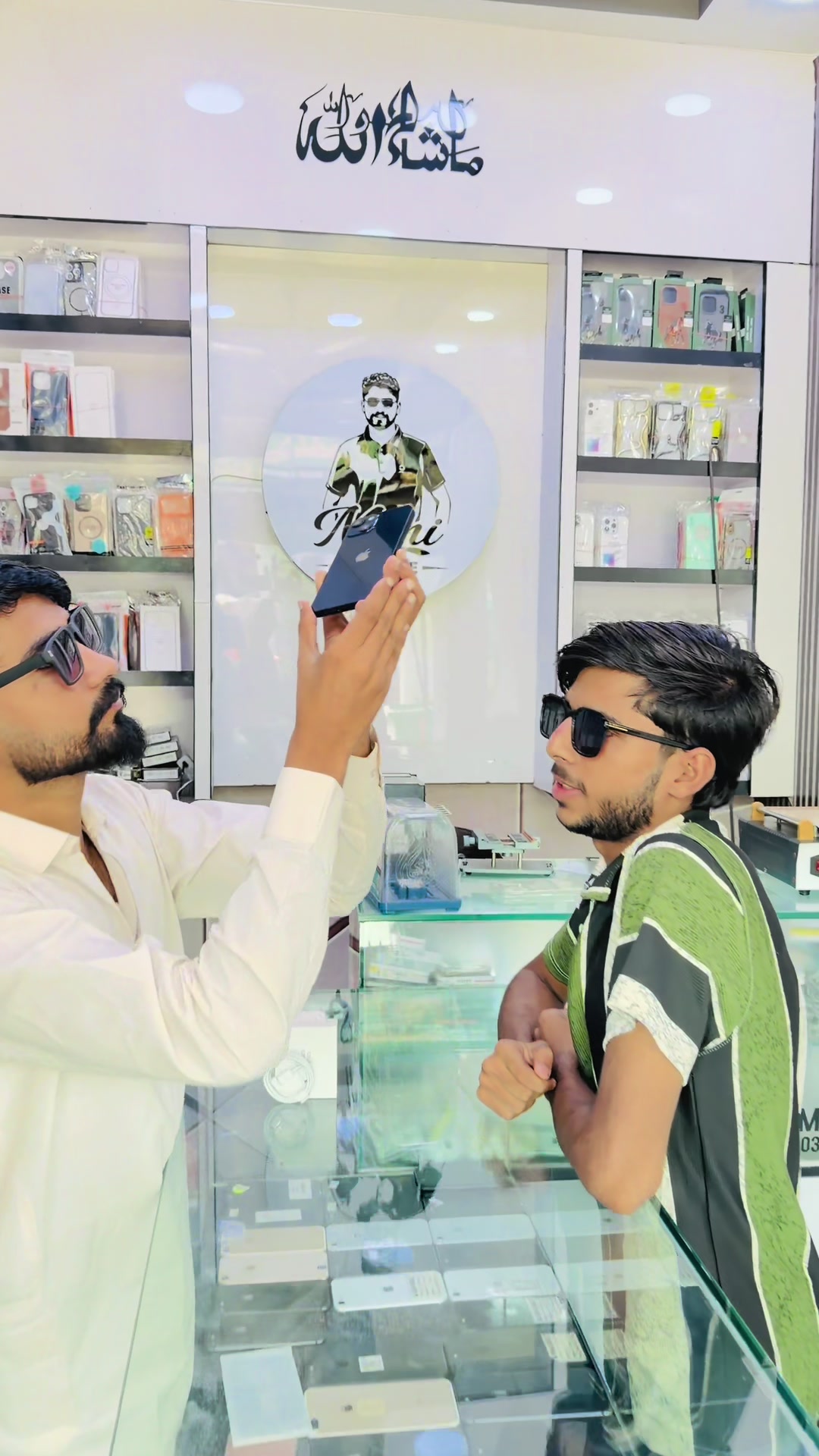 @Mani mobile gojra ✌️