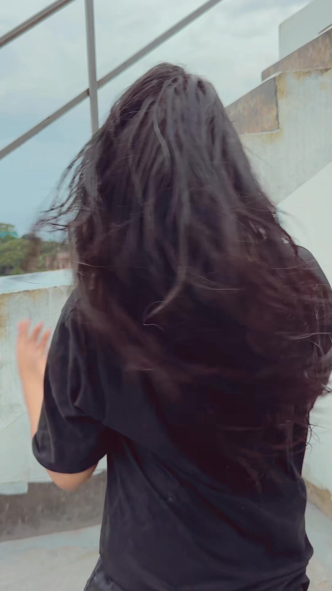 @Tasniya