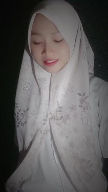 @𝗡𝘂𝗿🌻