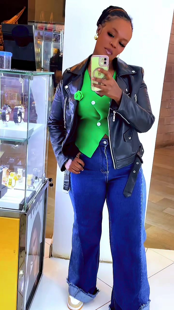 @Carol Wawira