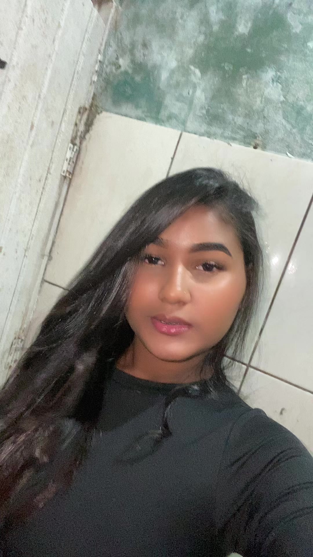 @naay.silva011