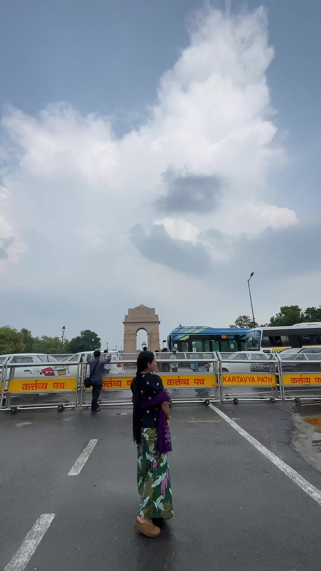 @अस्मि गुरूङ्