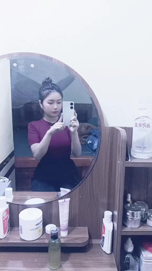 @Ho&agrave;i ng&acirc;n.s.