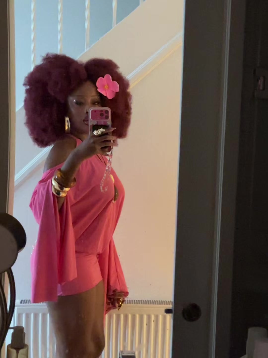 @the_girleexperience