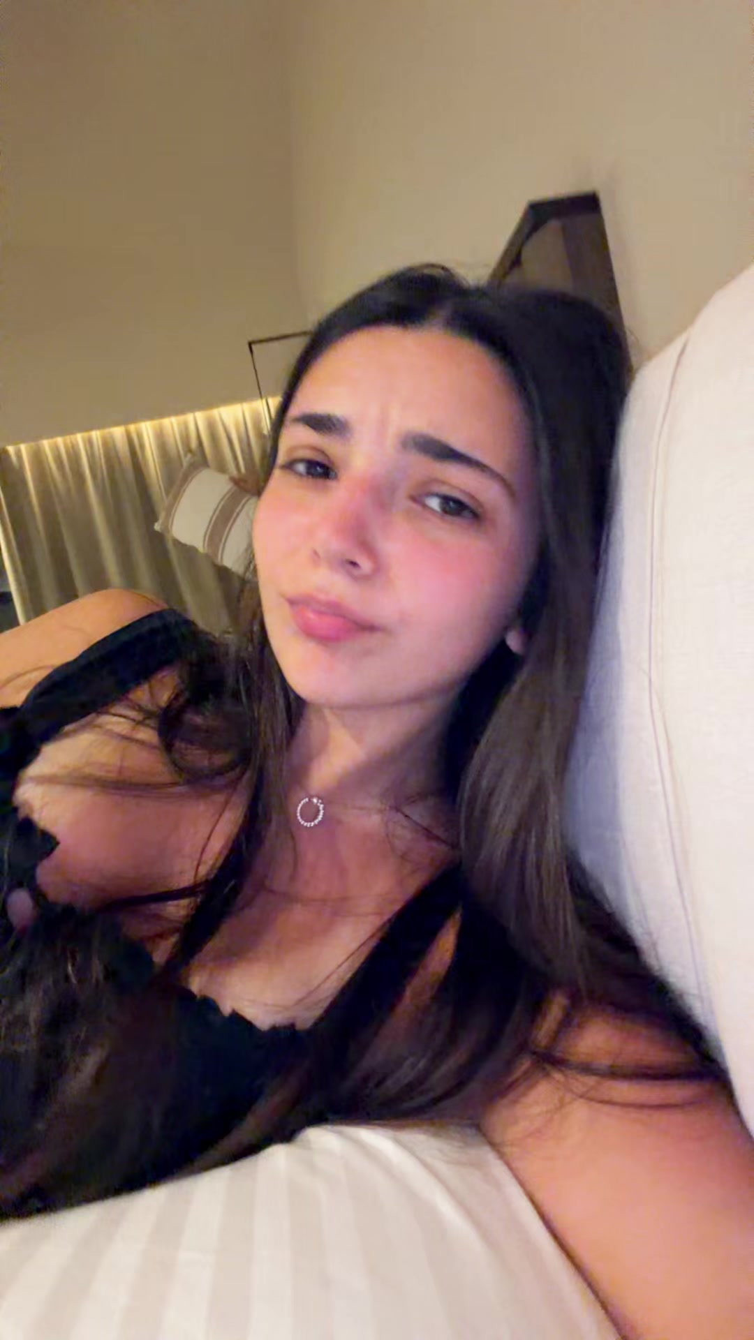 @whosthisdeva