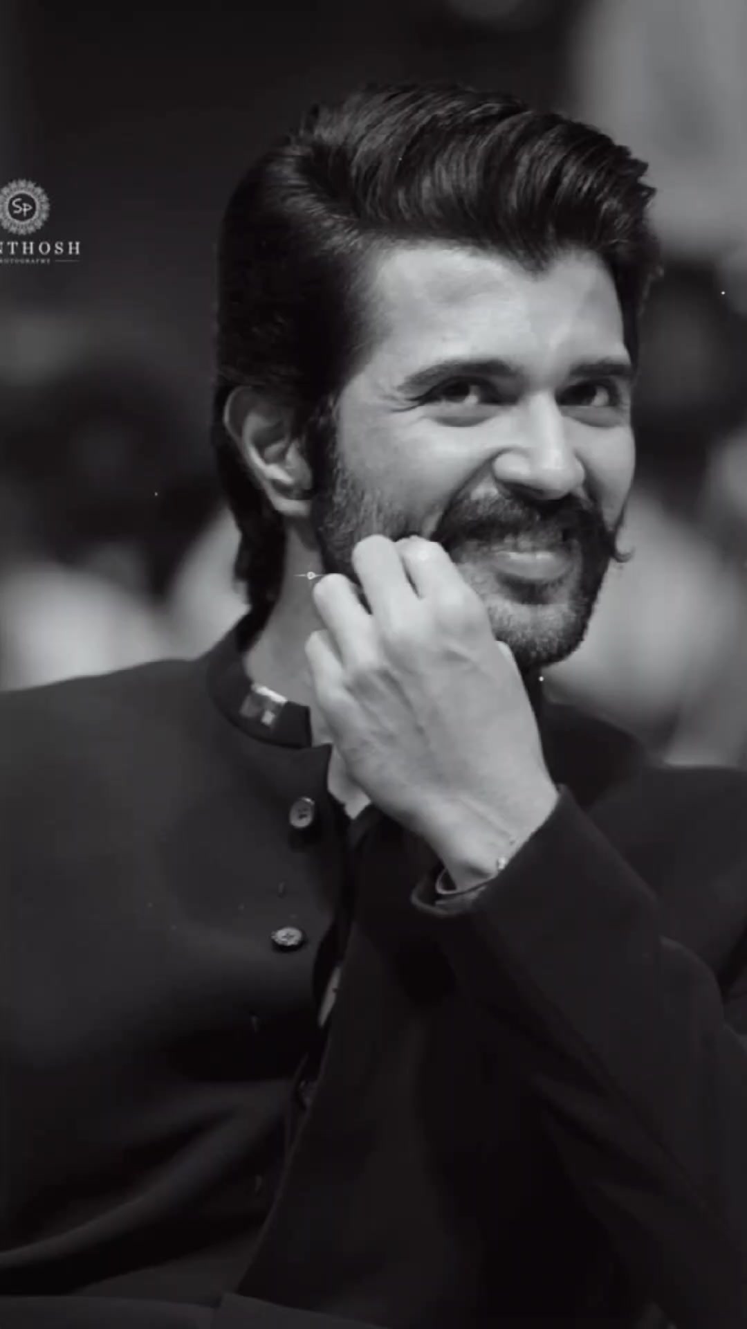 @◦•♡❤️🔥𝐋𝙰𝙳𝙳𝚄 యాదవ్💗♡◦•