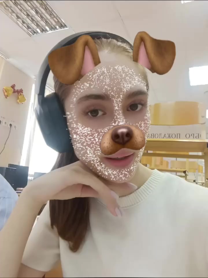 @AnnyMacauley