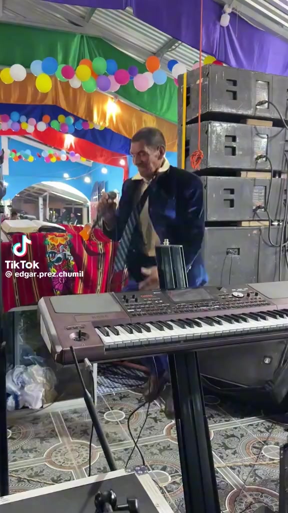 @Cristian pelico