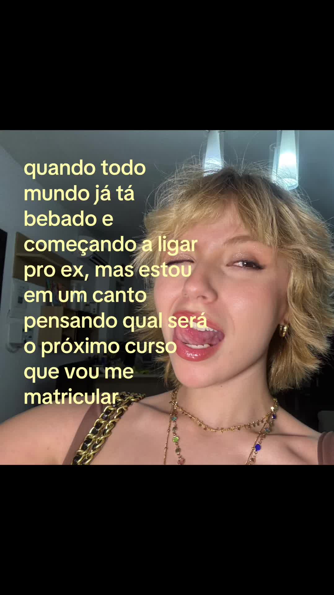 @𝐌