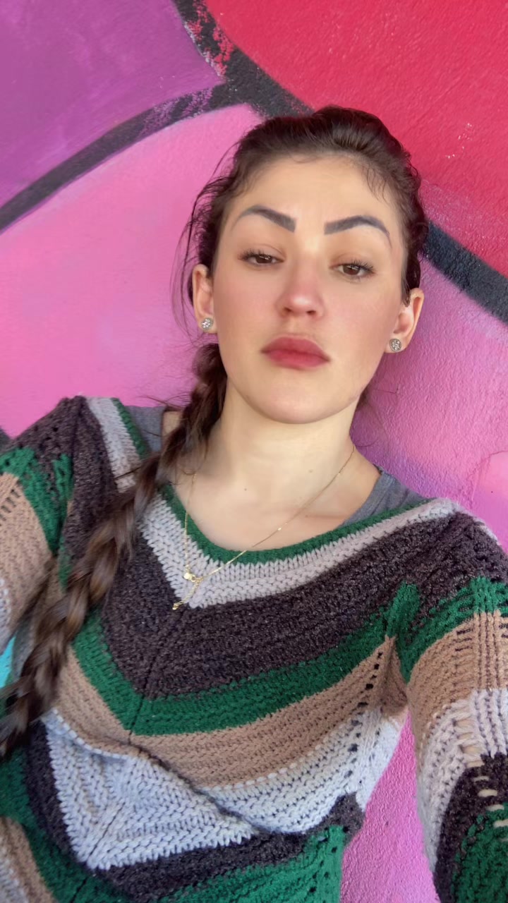 @brunaahardt