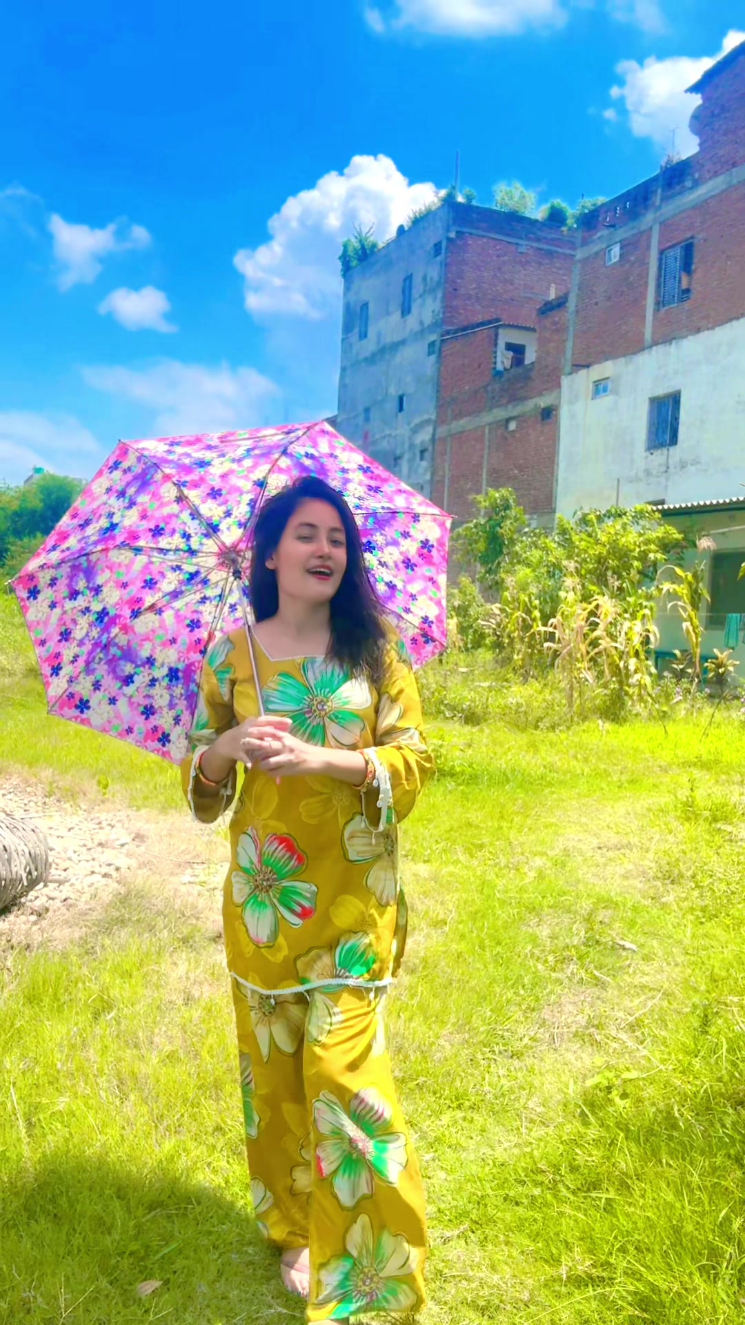 @👑NISHA_THAPA👑
