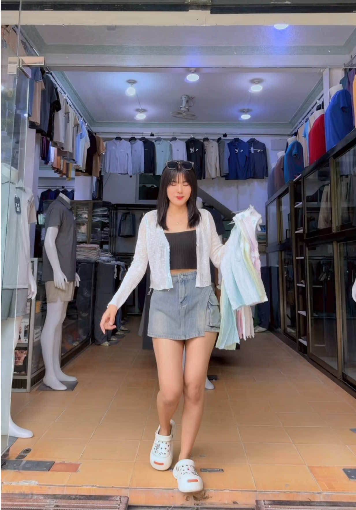 @Taw Win Nan clothing-girl