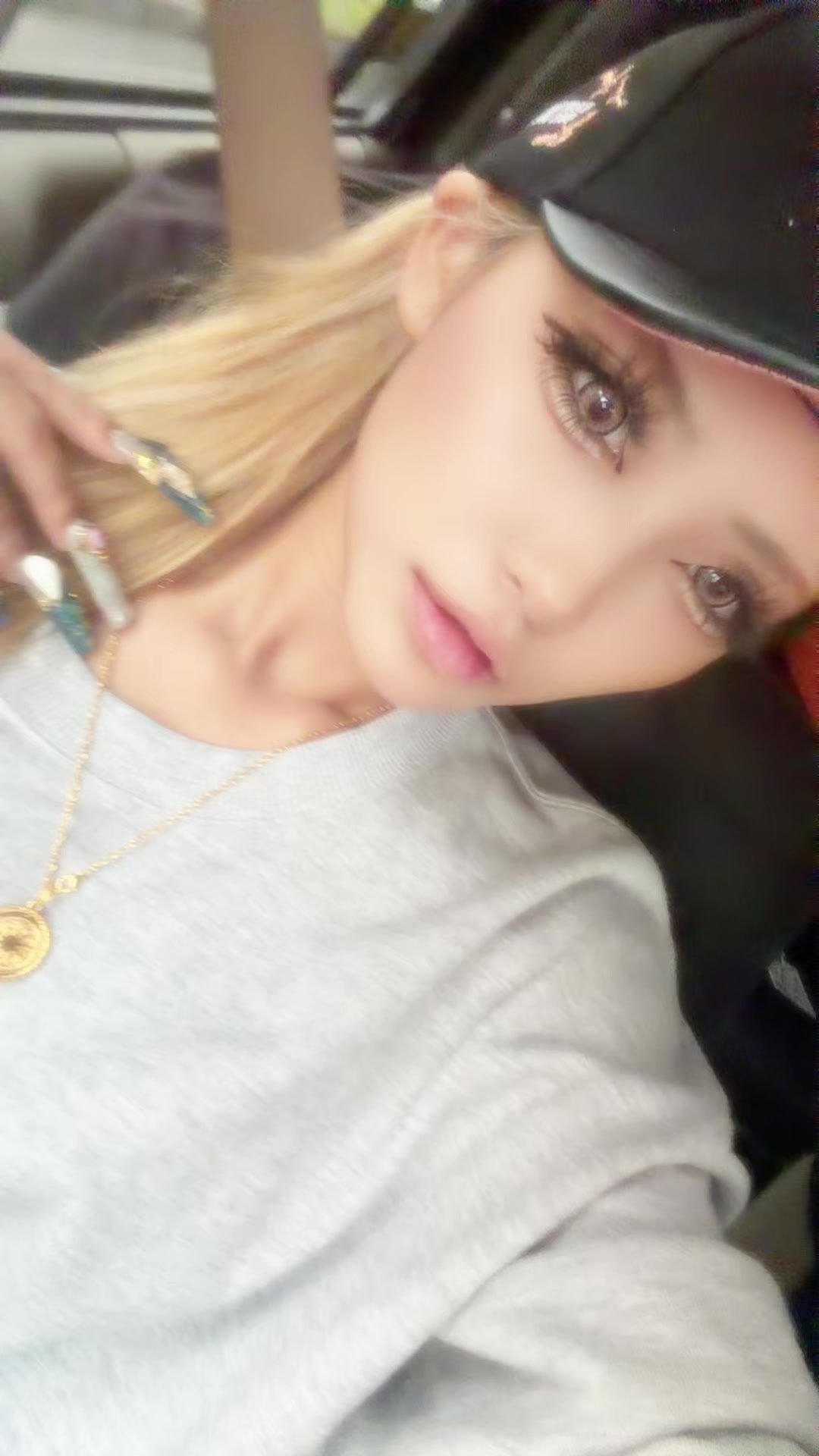 @。