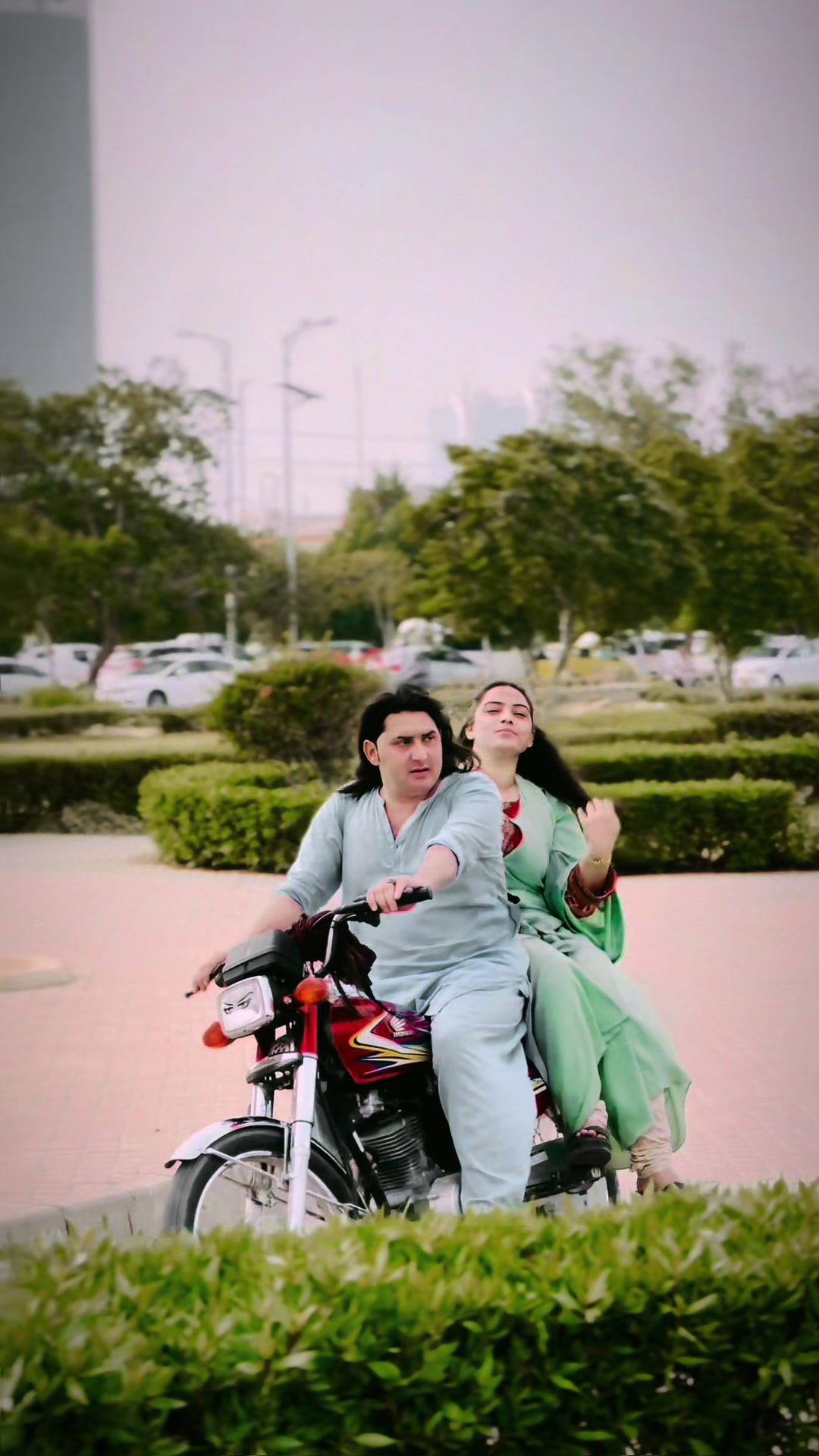 @Itz_Imdad 🦅