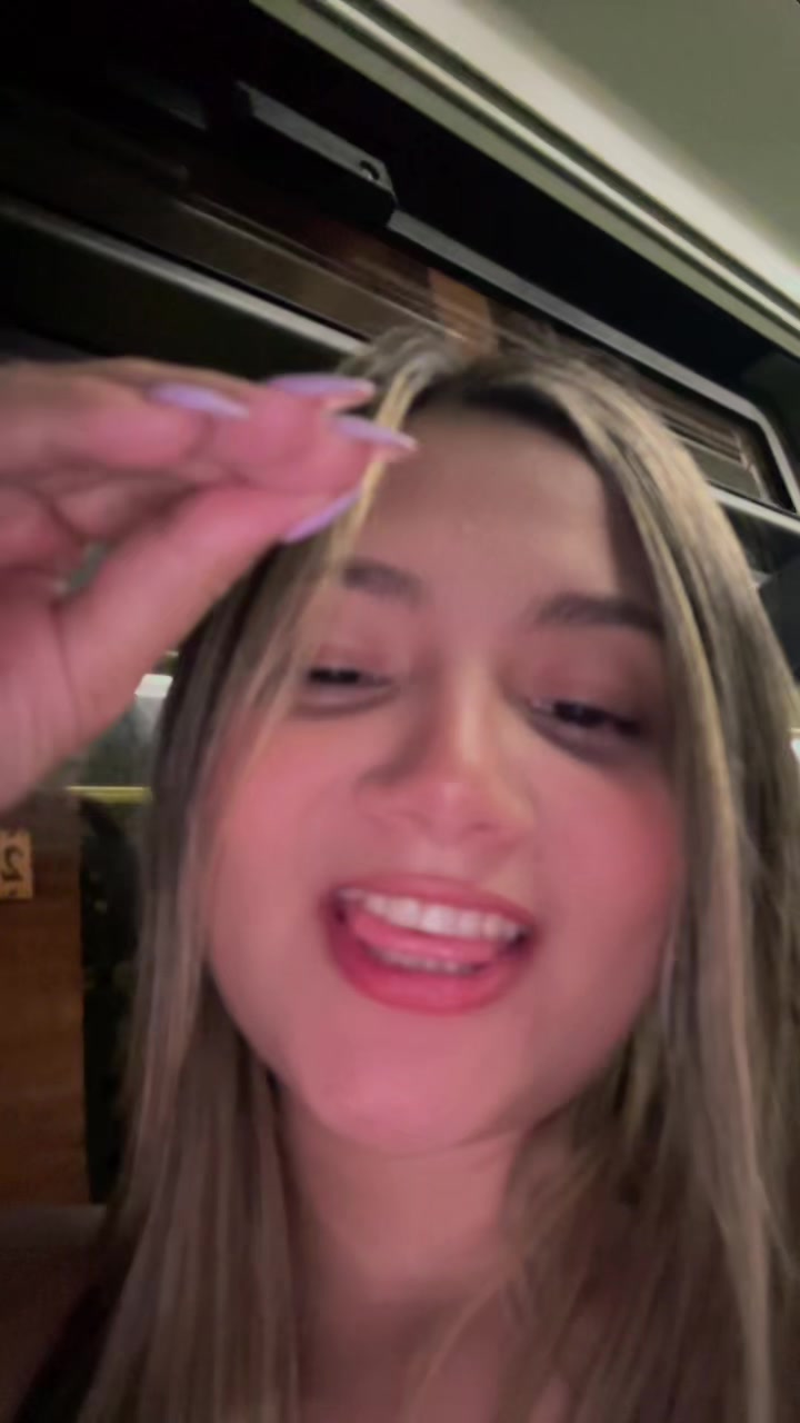 @natyvilla224
