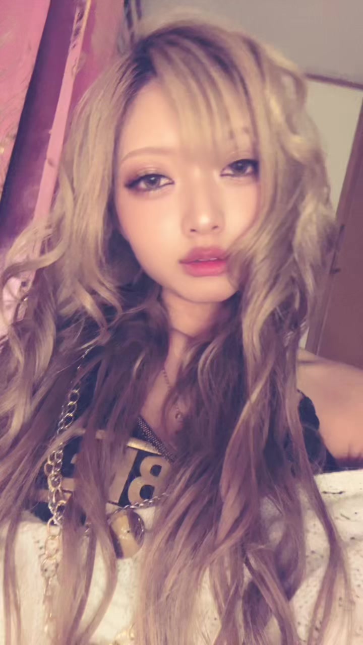 @ウテナ