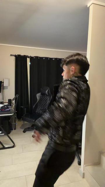 @qu&eacute; pasa mami