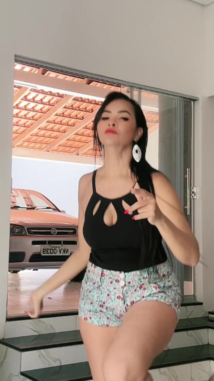 @ROS&Acirc;NIA_STUDIO