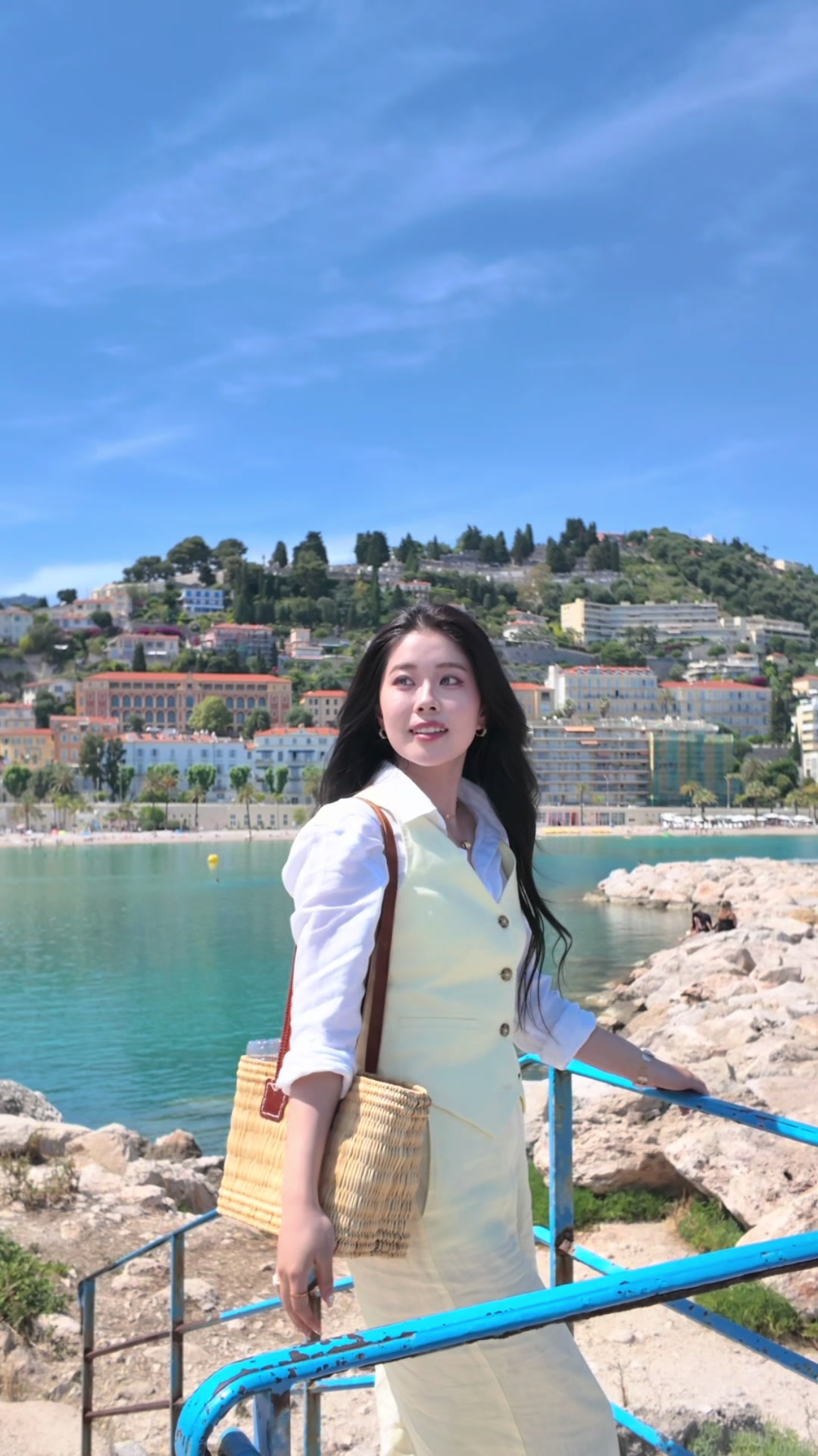 @Rujie