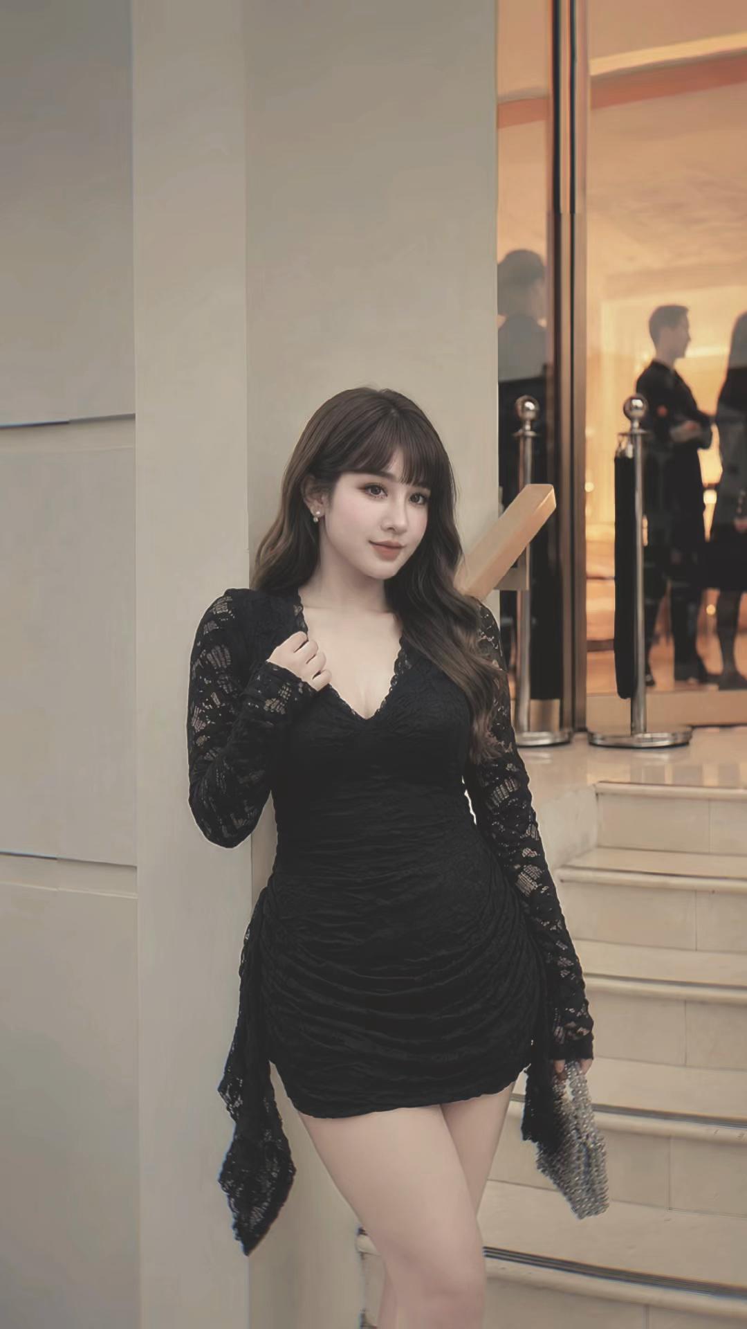 @Nguyễn Thị Hồng Nhung