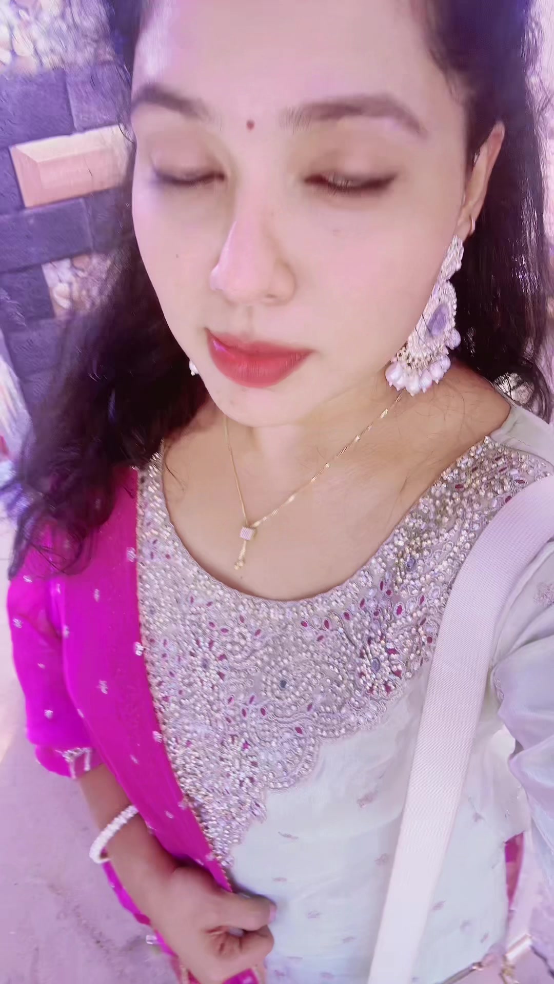 @பிரியஷாயிணி