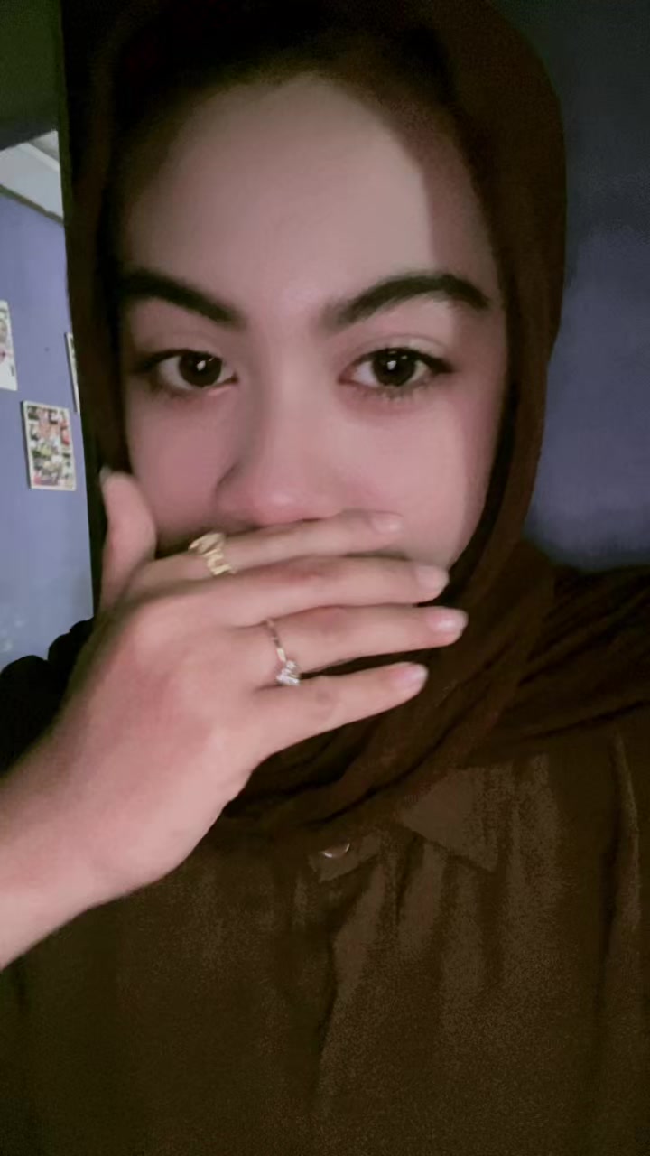@lunless🕷️🥀