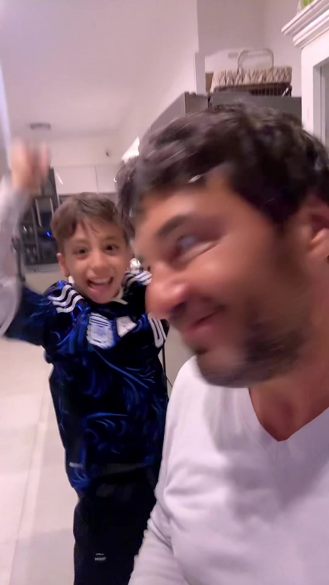 @GUSTAVO CONTI
