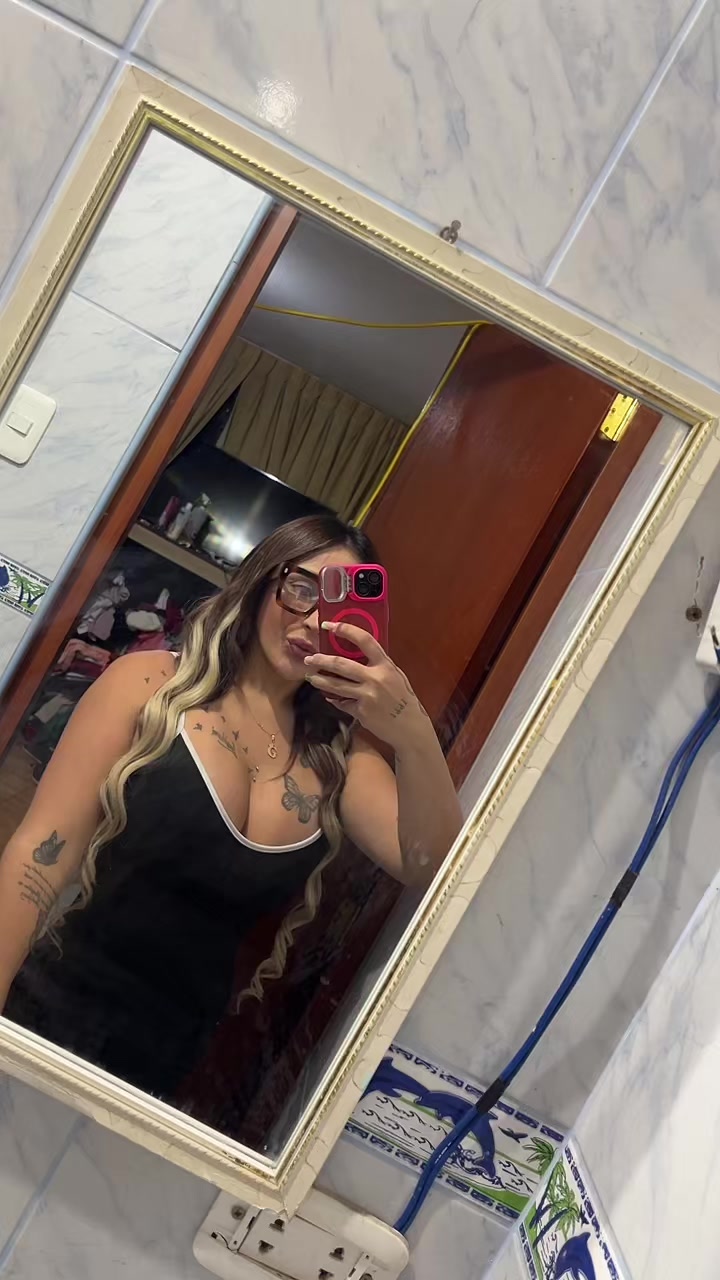 @valeria reyes