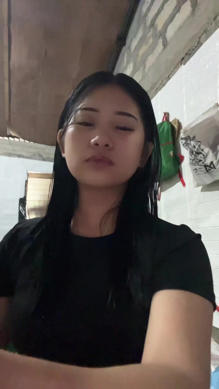 @Sabrina