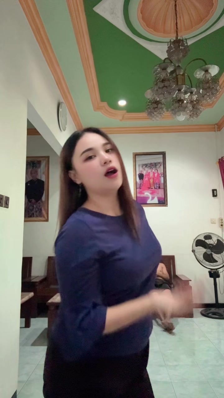 @melanidwiaa