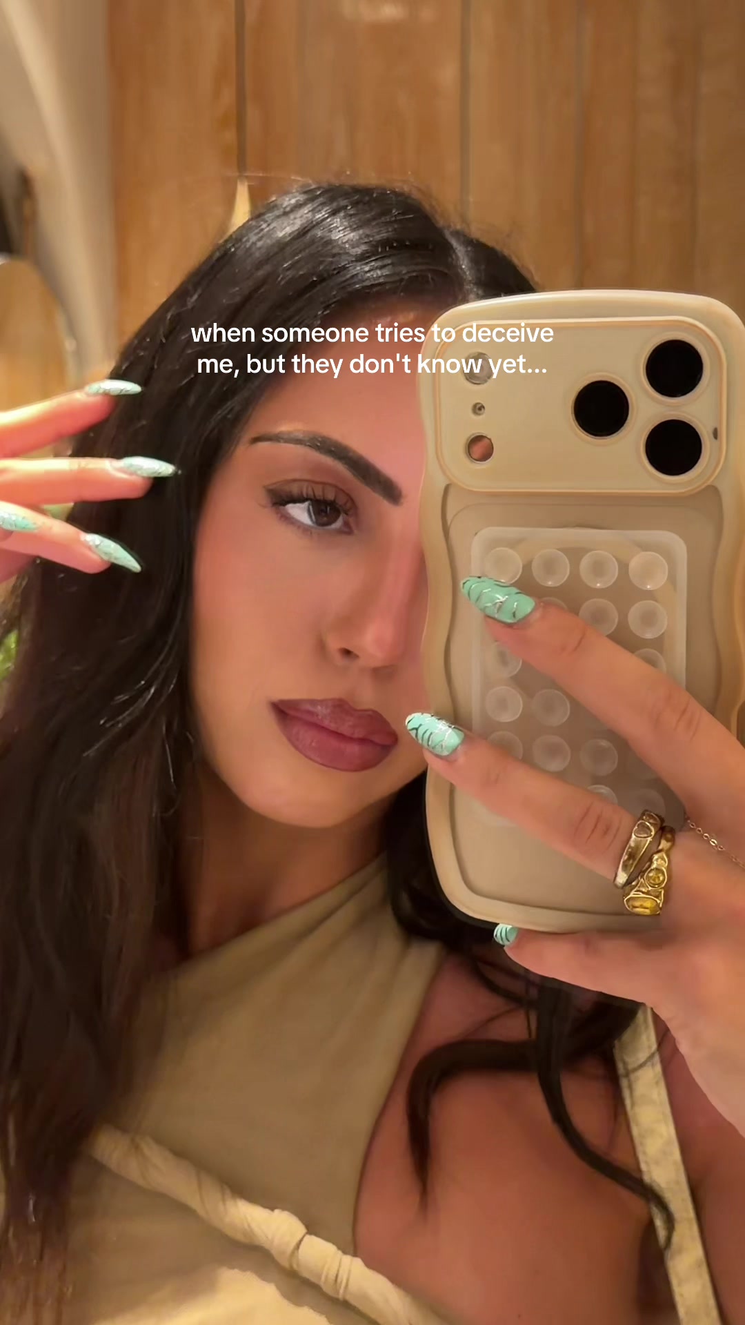 @Claudia Kaqinari