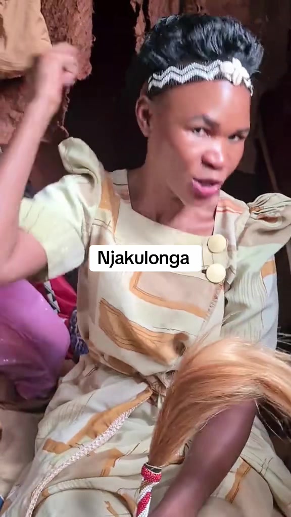 @Jaaja Naisonga omusawo