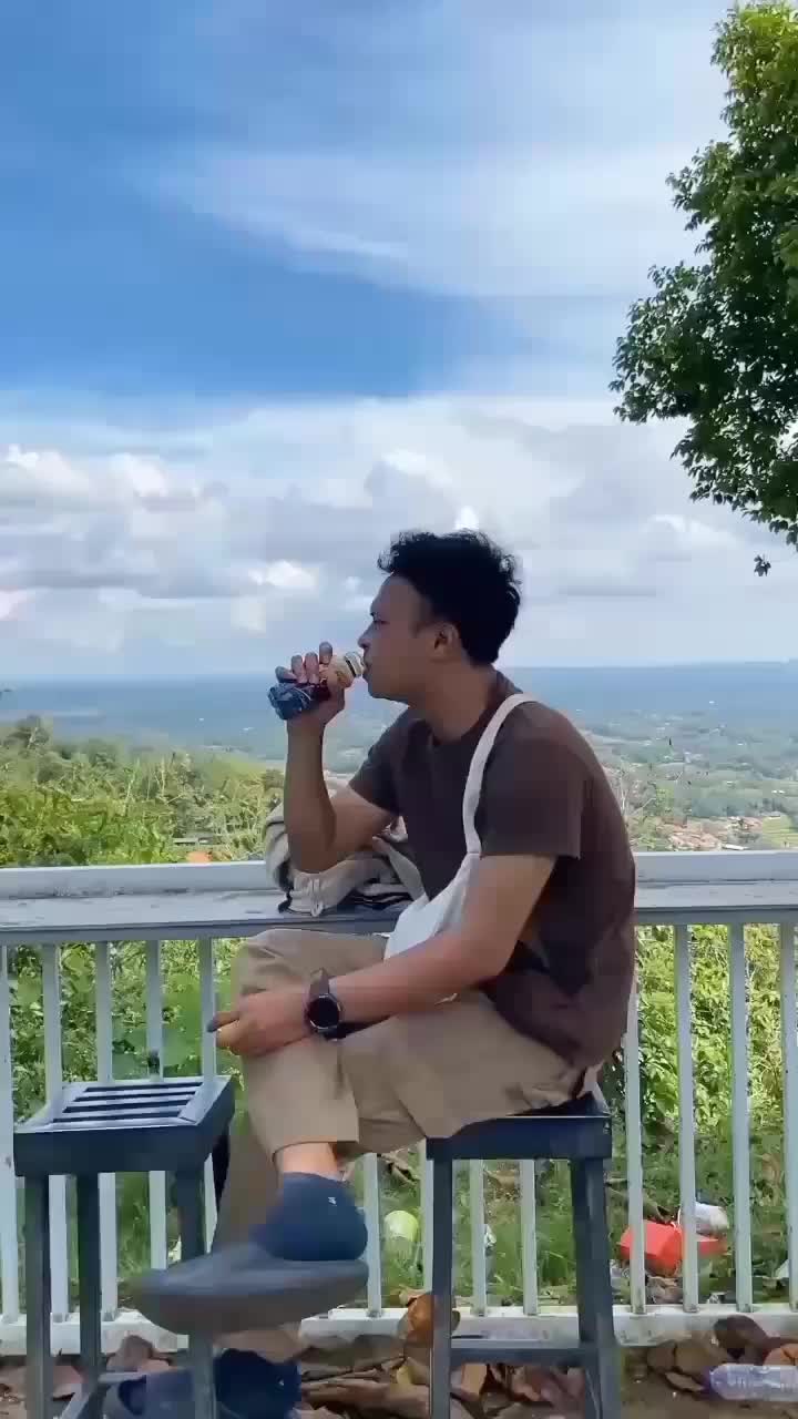 @Muhay