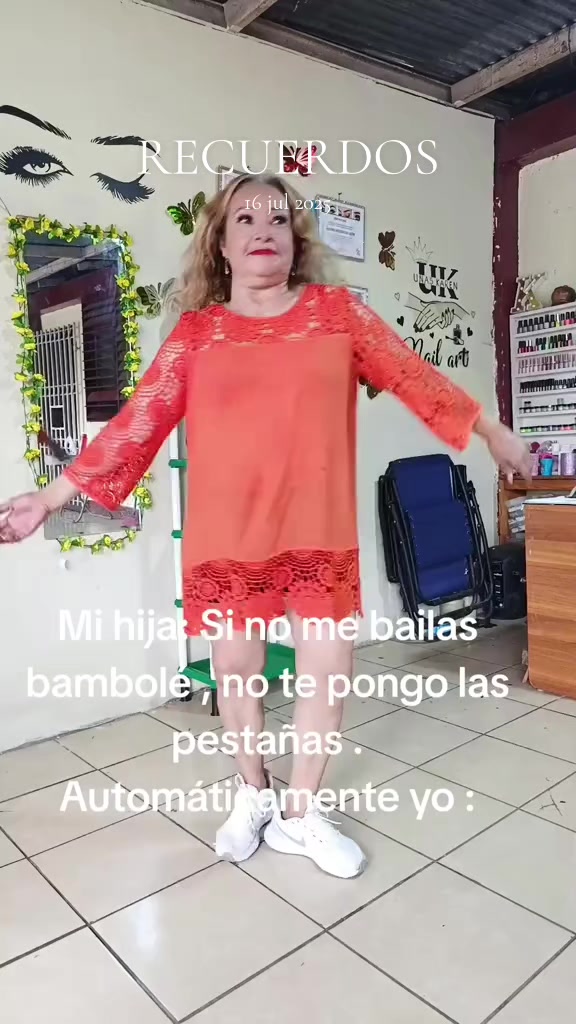 @Melania León