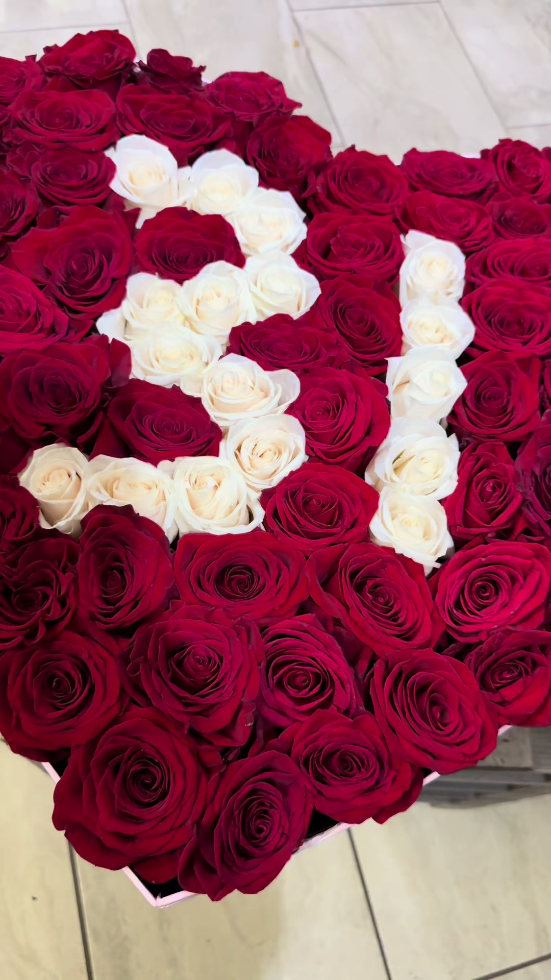 @Lona’s flowers shop