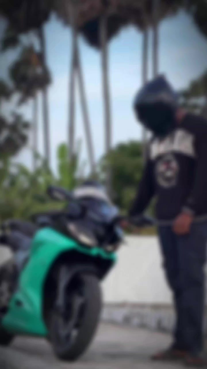@🔞𝗥𝗦_𝗞𝗔𝗕𝗜𝗟💪