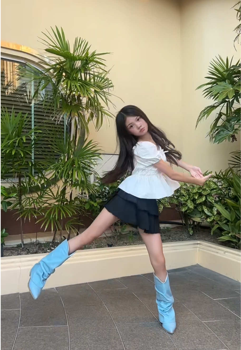 @lilysaりりさ🤍公式