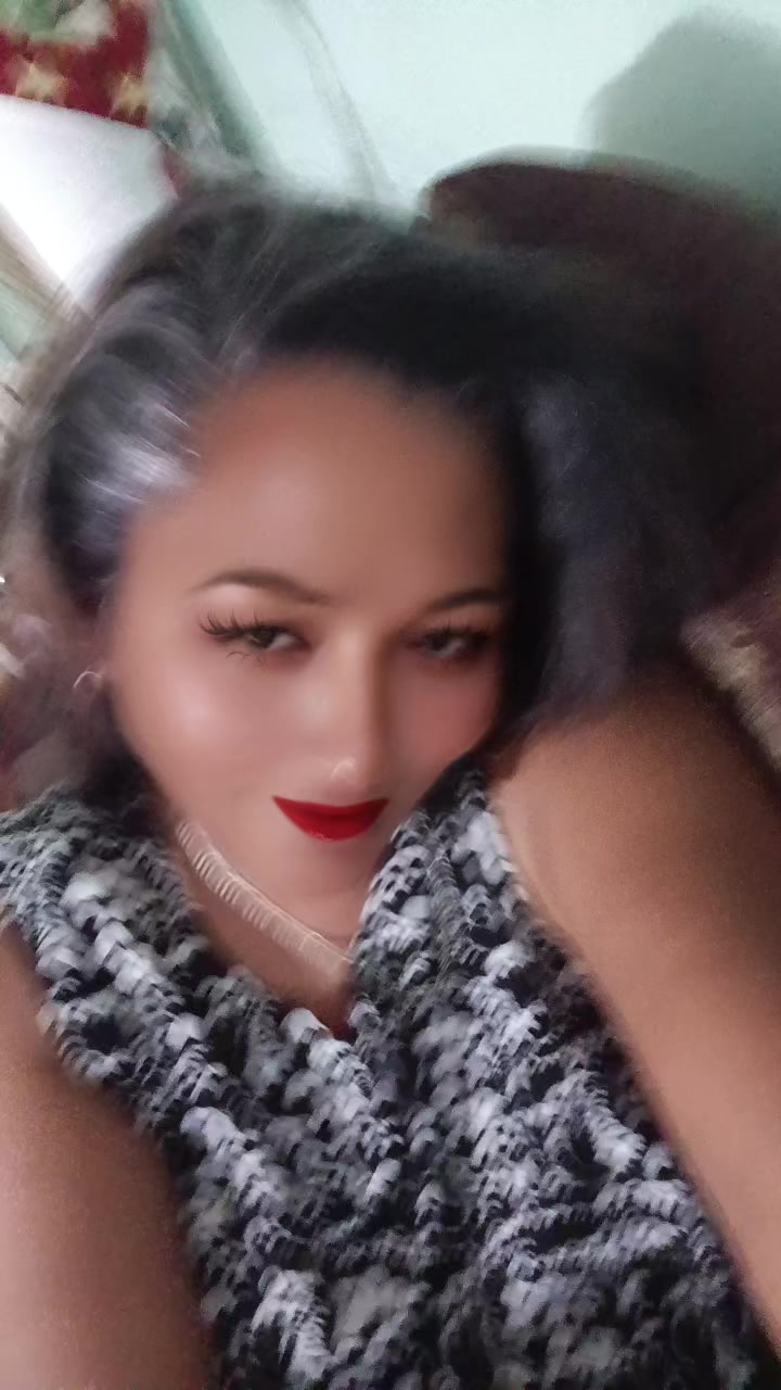 @dimples_00021