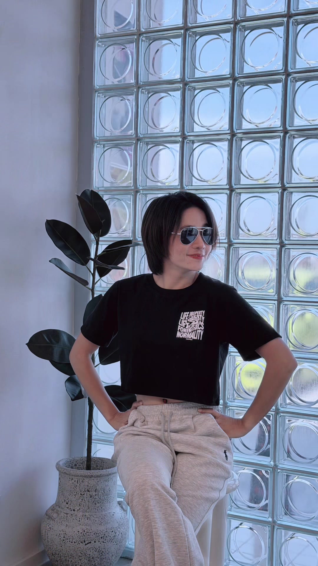 @Apichaya Najareon