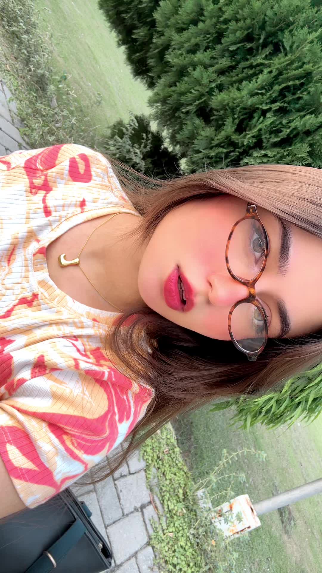 @Laiba 👻