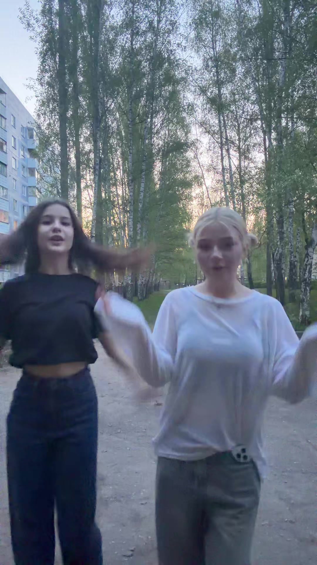 @соня ларч