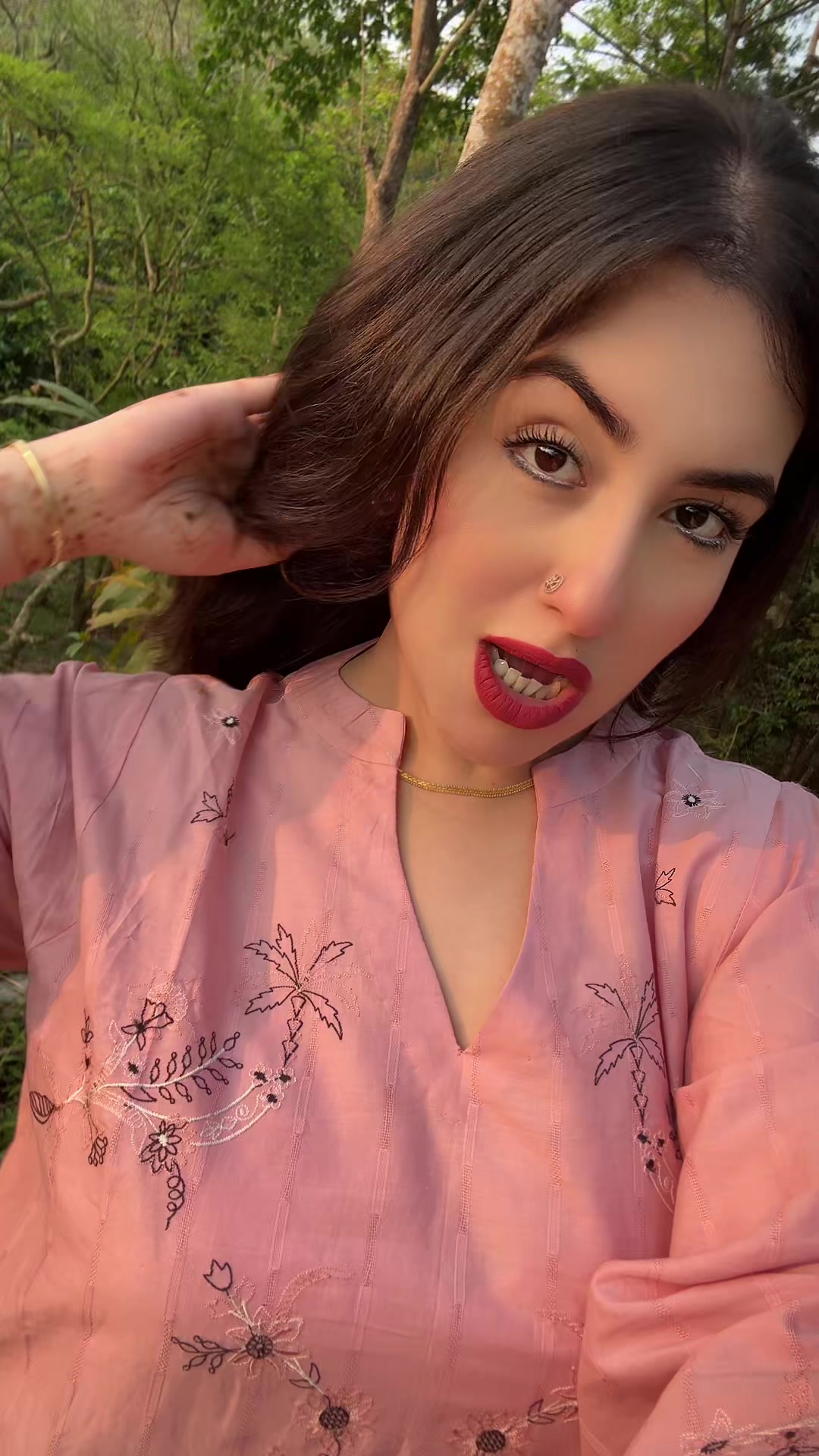 @eyana ayoune alzadi