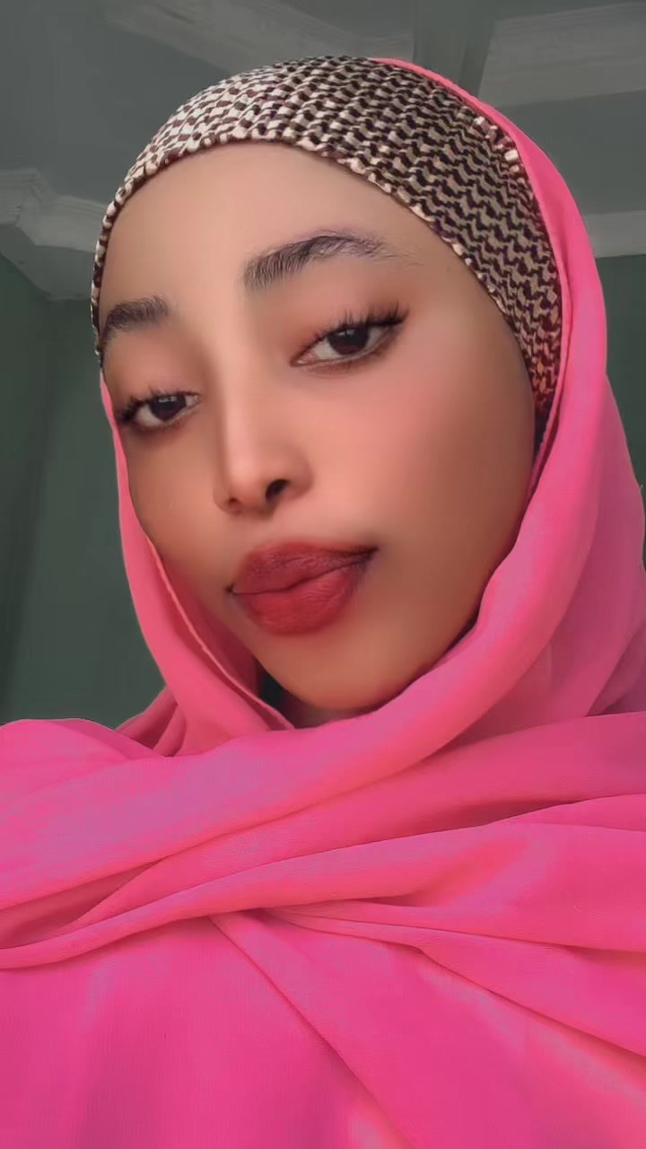 @🦋cute Qudrah🥰