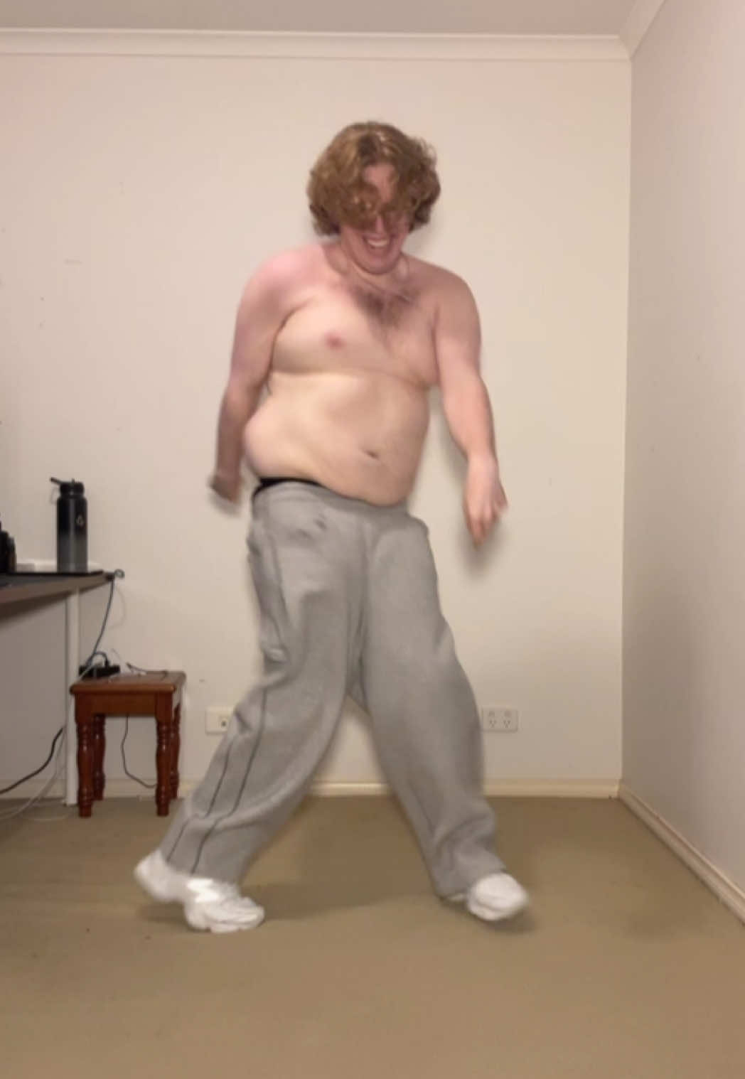 @Maakwithak