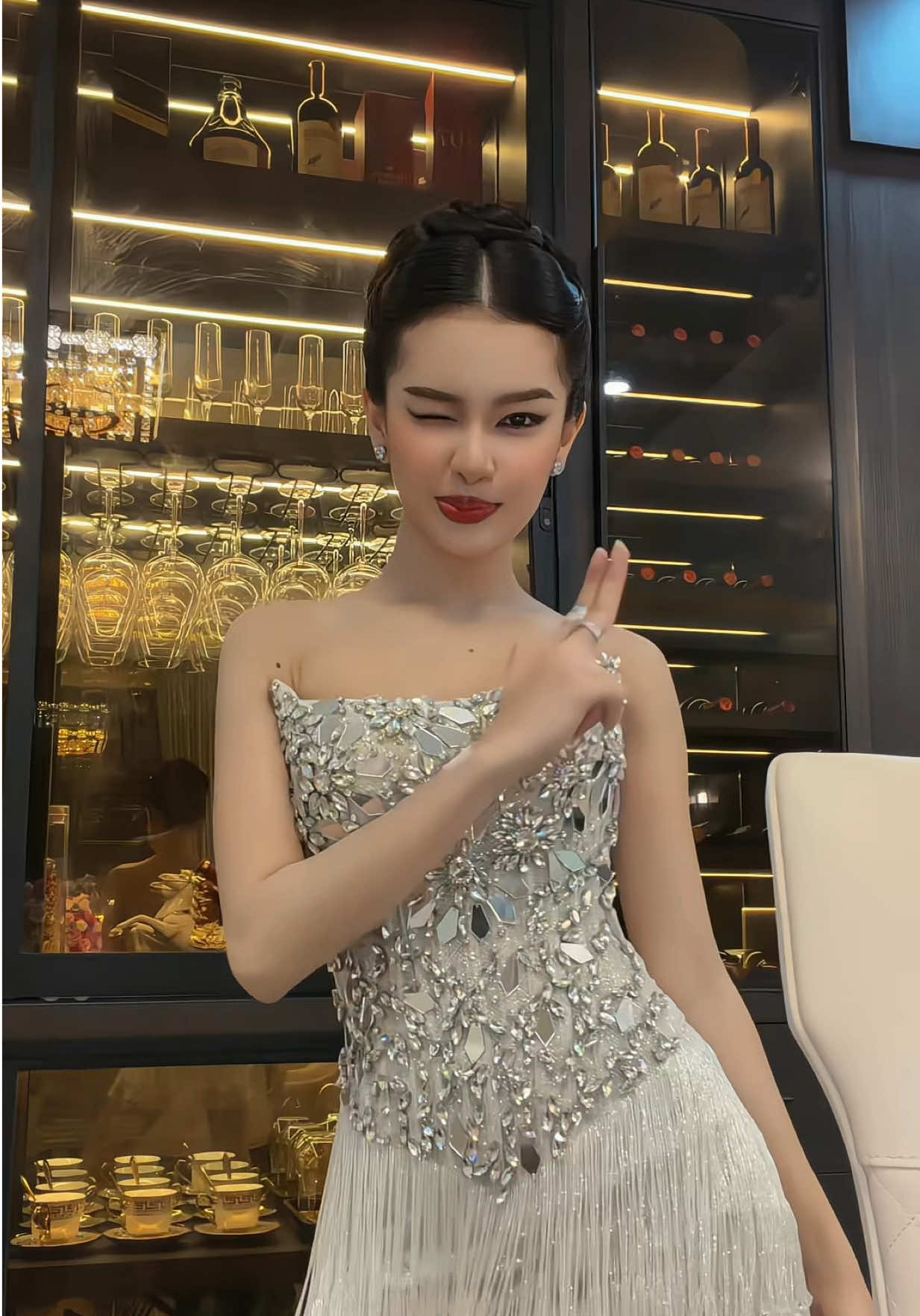 @LaorHours_Official
