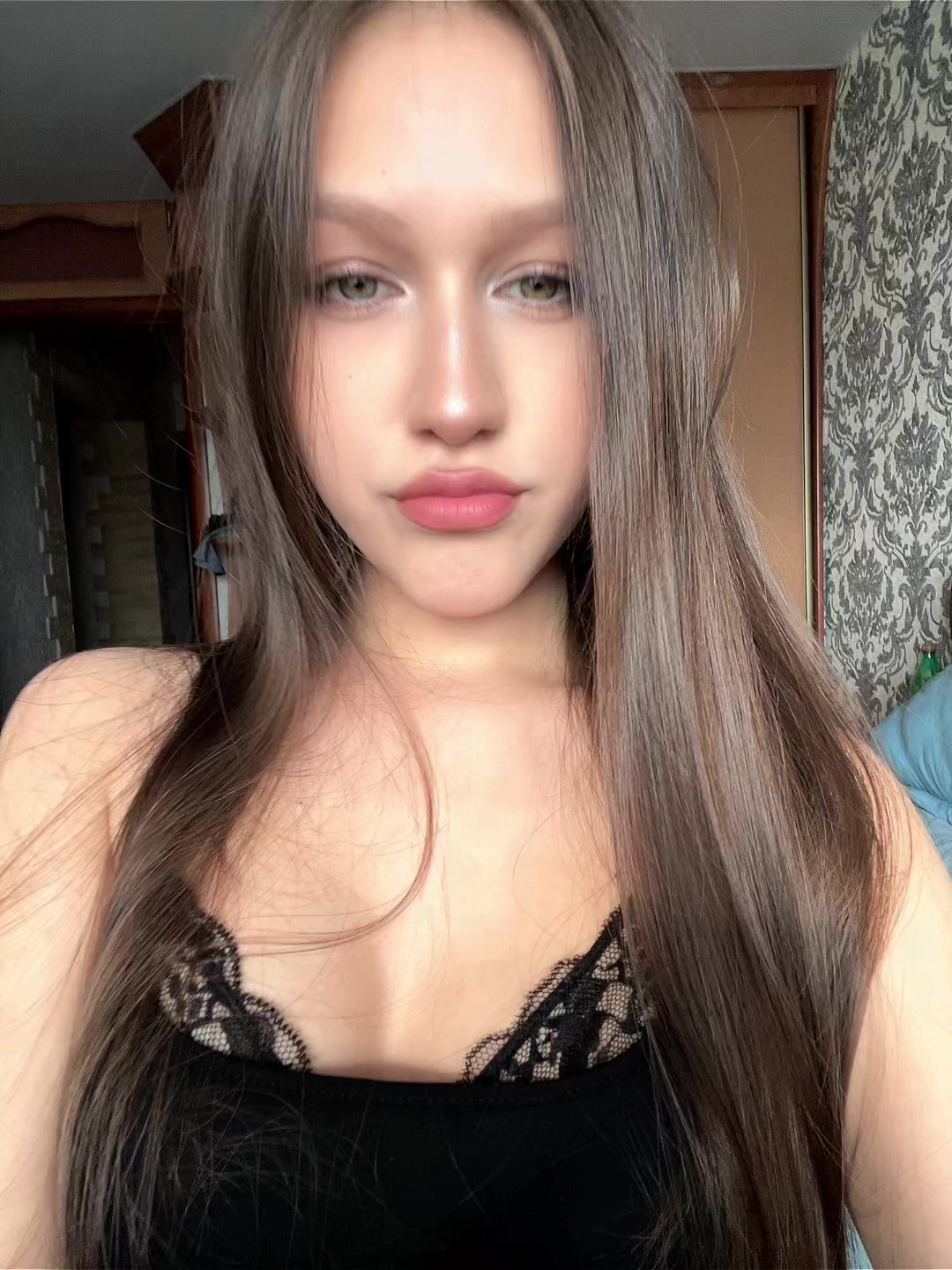 @нексави